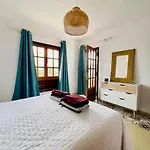 Lovely Atienza 99, Communal Pool, Private Hot Tub * Playa Blanca (Lanzarote)
