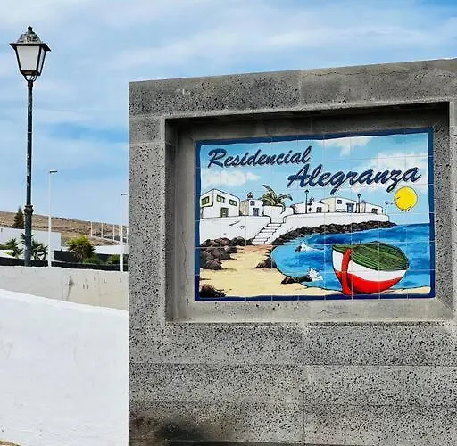 Vakantiehuis Lovely Villa Atienza 99, Communal Pool, Private Hot Tub Playa Blanca (Lanzarote)