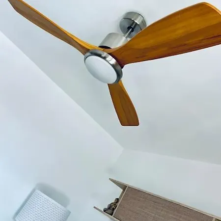 Lovely Atienza 99 With Hot Tub Σπίτι διακοπών *