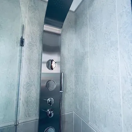 Lovely Atienza 99 With Hot Tub Σπίτι διακοπών