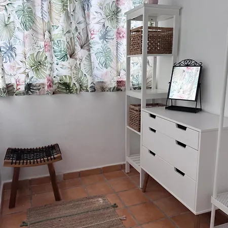 Lovely Villa Atienza 99, Private Hot Tub, Communal Pool *