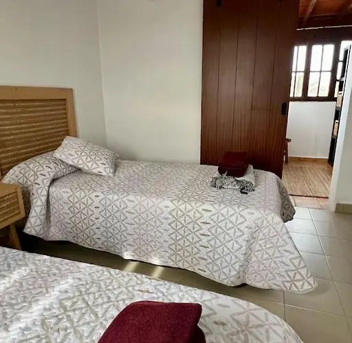 Lovely Villa Atienza 99, Communal Pool, Private Hot Tub Tatil Evi