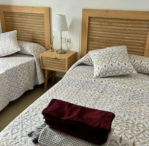 Tatil Evi Lovely Villa Atienza 99, Communal Pool, Private Hot Tub