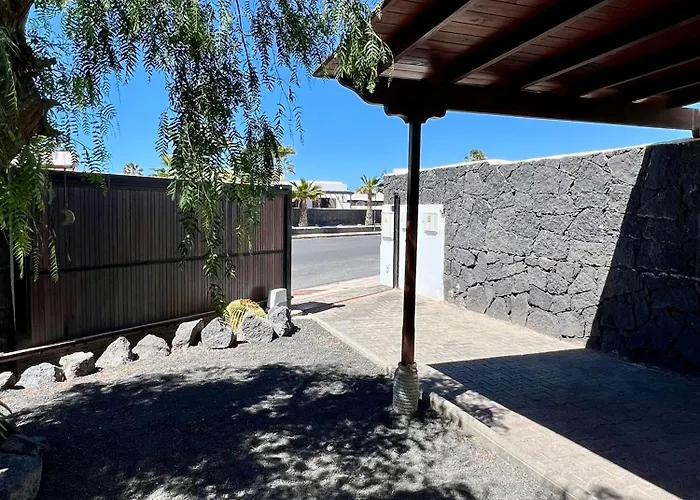 Tatil Evi Lovely Villa Atienza 99, Communal Pool, Private Hot Tub