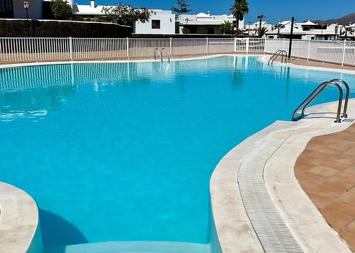 Lovely Villa Atienza 99, Communal Pool, Private Hot Tub Tatil Evi